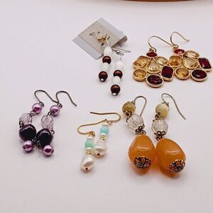 5 Pairs Vintage Beaded Dangle Earrings in Great Condition